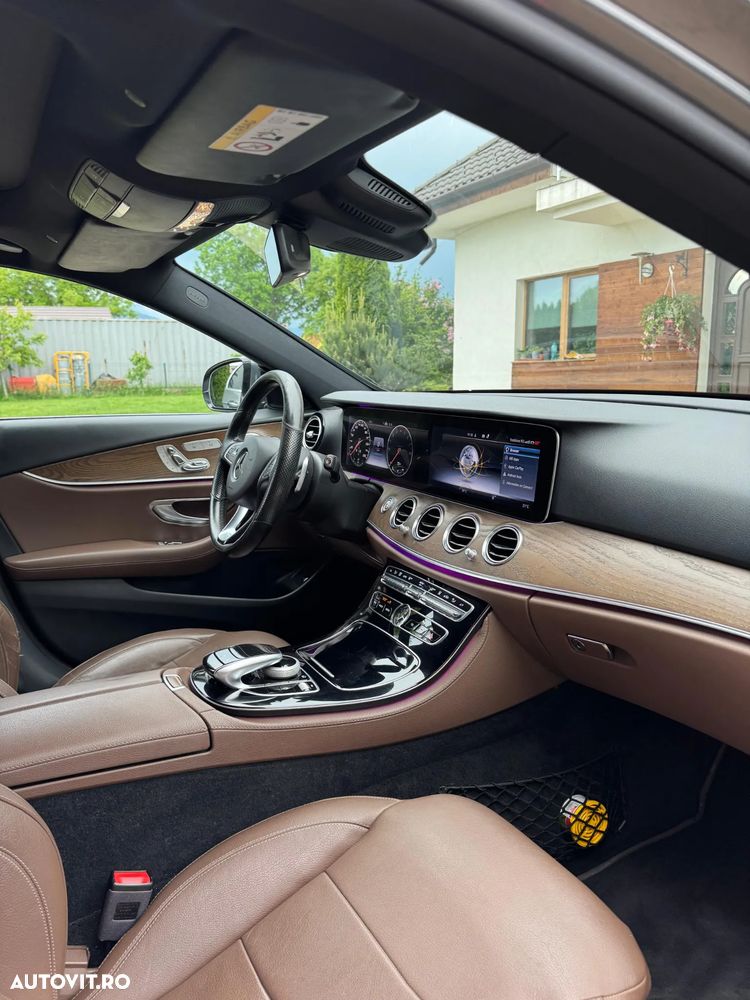 Mercedes-Benz E 350e 9G-TRONIC AMG Line - 8