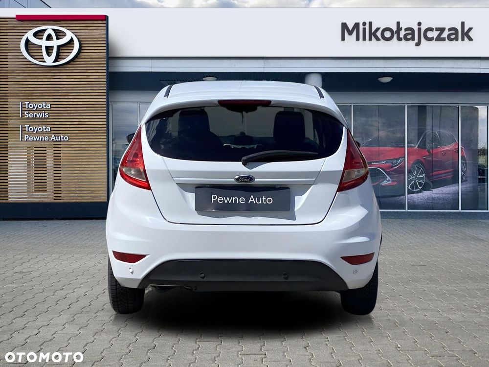 Ford Fiesta 1.6 TDCi DPF Trend SVP - 8