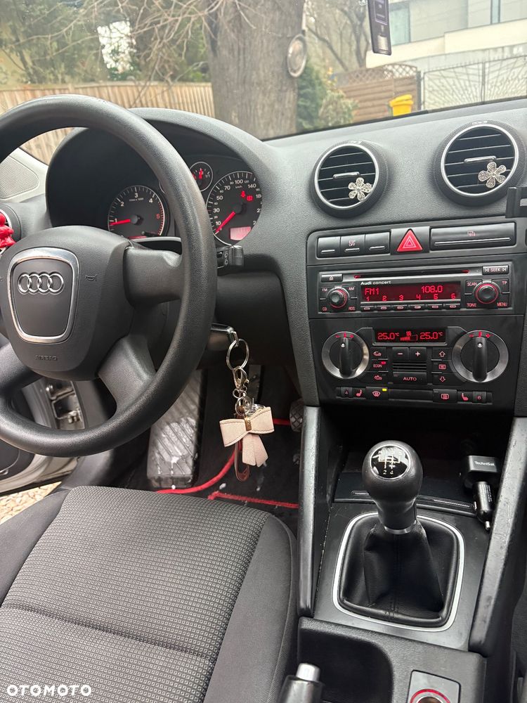 Audi A3 Sportback - 4