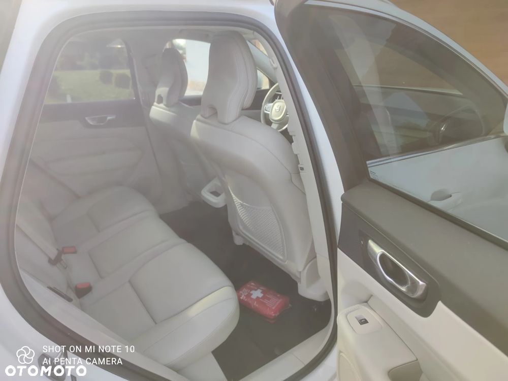 Volvo XC 60 B5 B AWD Geartronic Inscription - 10
