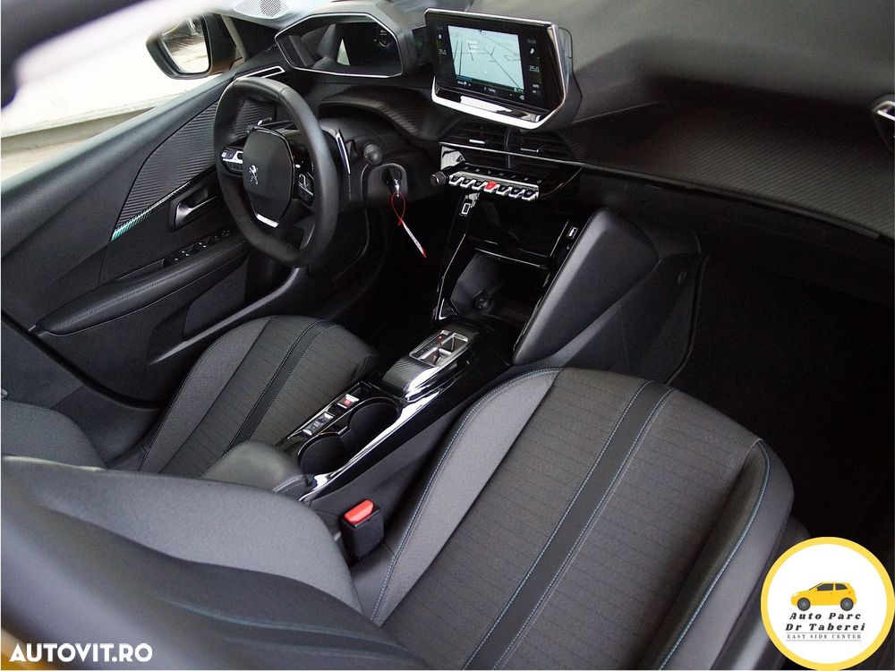 Peugeot 208 PureTech 100 EAT8 Allure Pack - 26