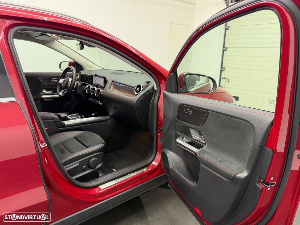 Mercedes-Benz GLA 250 e 8G-DCT AMG Line - 14