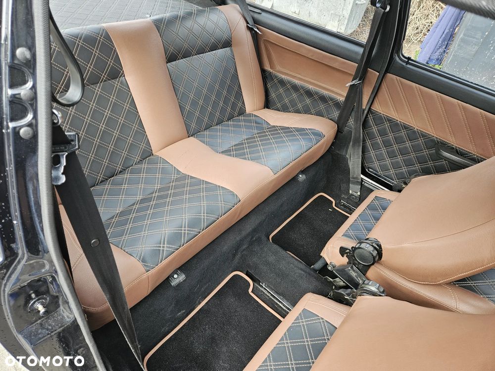 Volkswagen Golf - 12