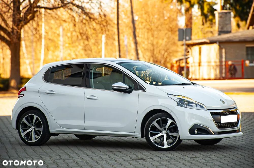 Peugeot 208 PureTech 110 Stop & Start Tech Edition - 9