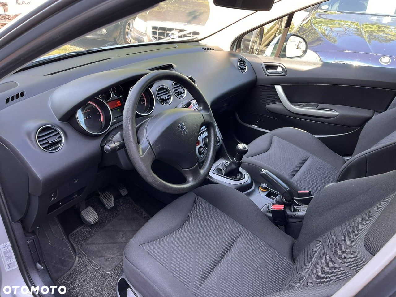Peugeot 308 1.6 Trendy - 16