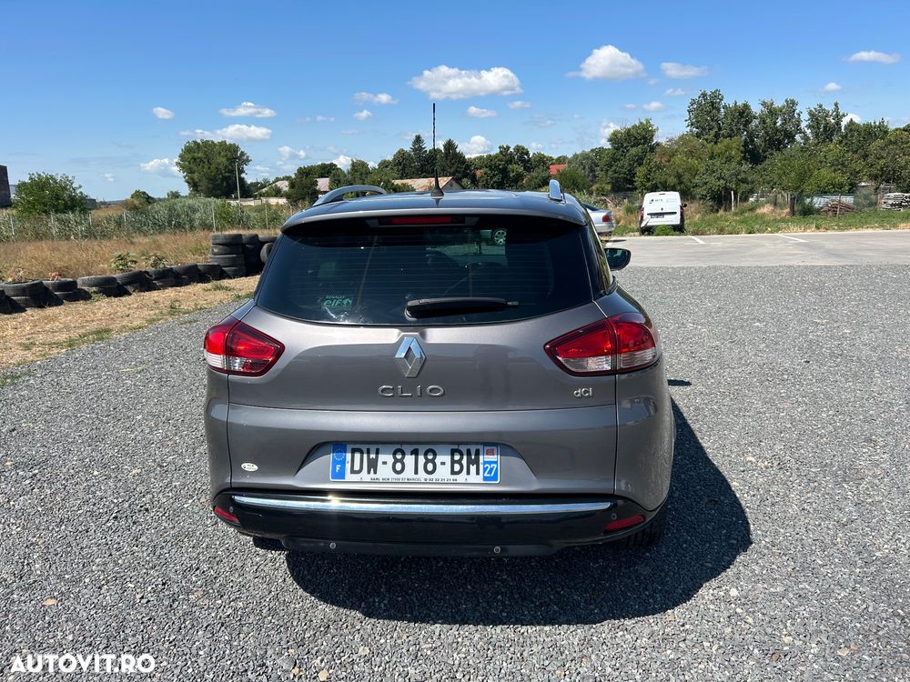 Renault Clio - 24
