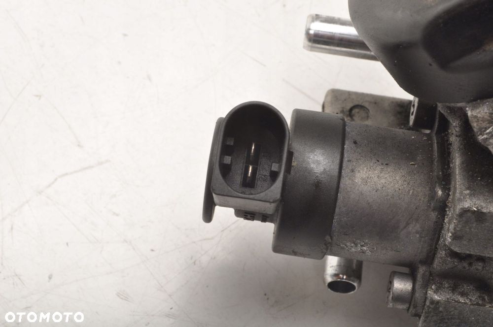 F39 F45 F46 MINI F54 F55 F56 2.0D POMPA WTRYSKOWA - 3