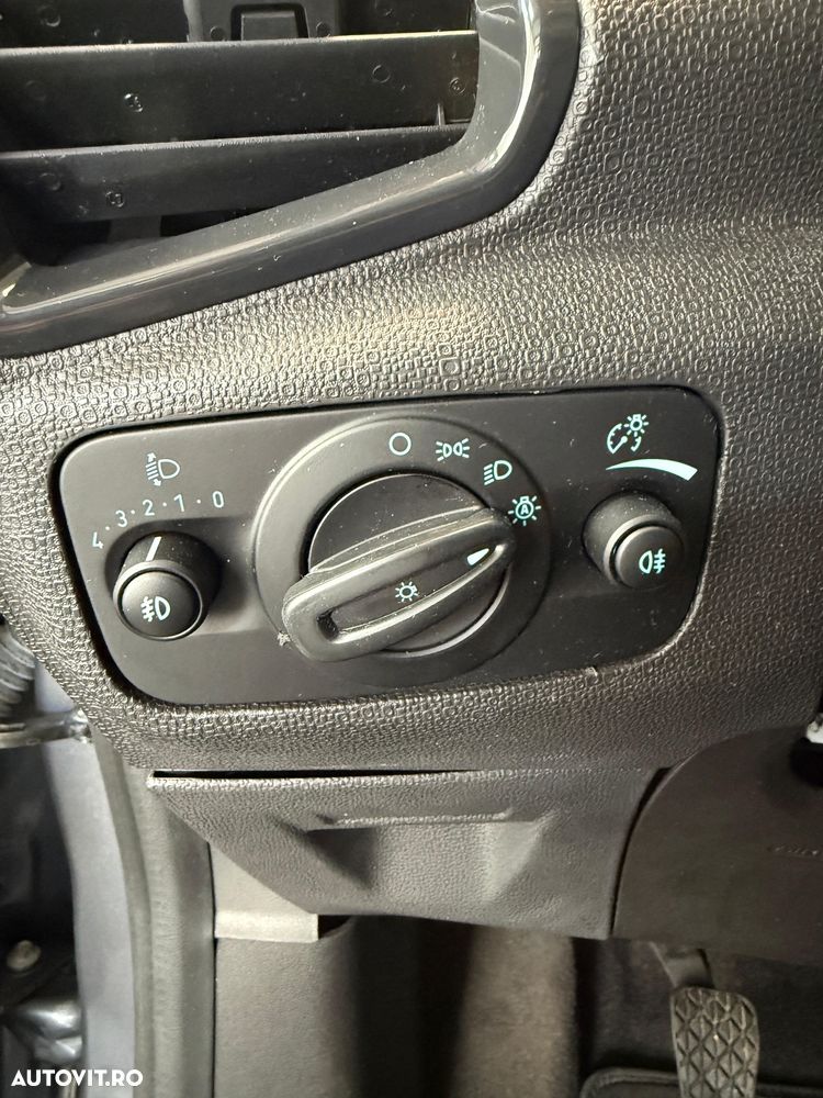 Ford EcoSport 1.5 EcoBlue COOL&CONNECT - 12