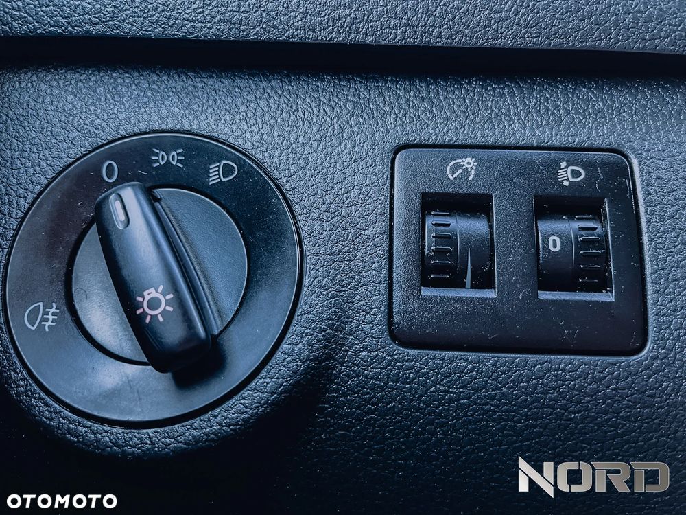 Volkswagen Caddy Maxi 2.0 TDI 4MOTION DSG - 28