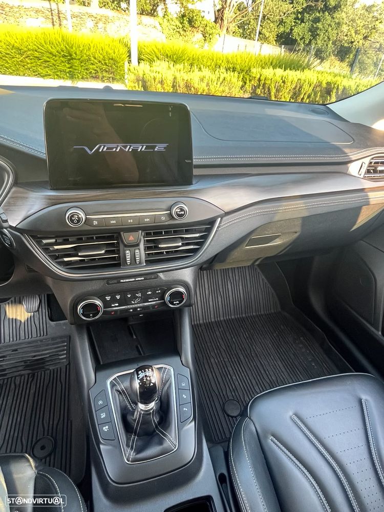 Ford Focus 1.5 EcoBoost Vignale - 6
