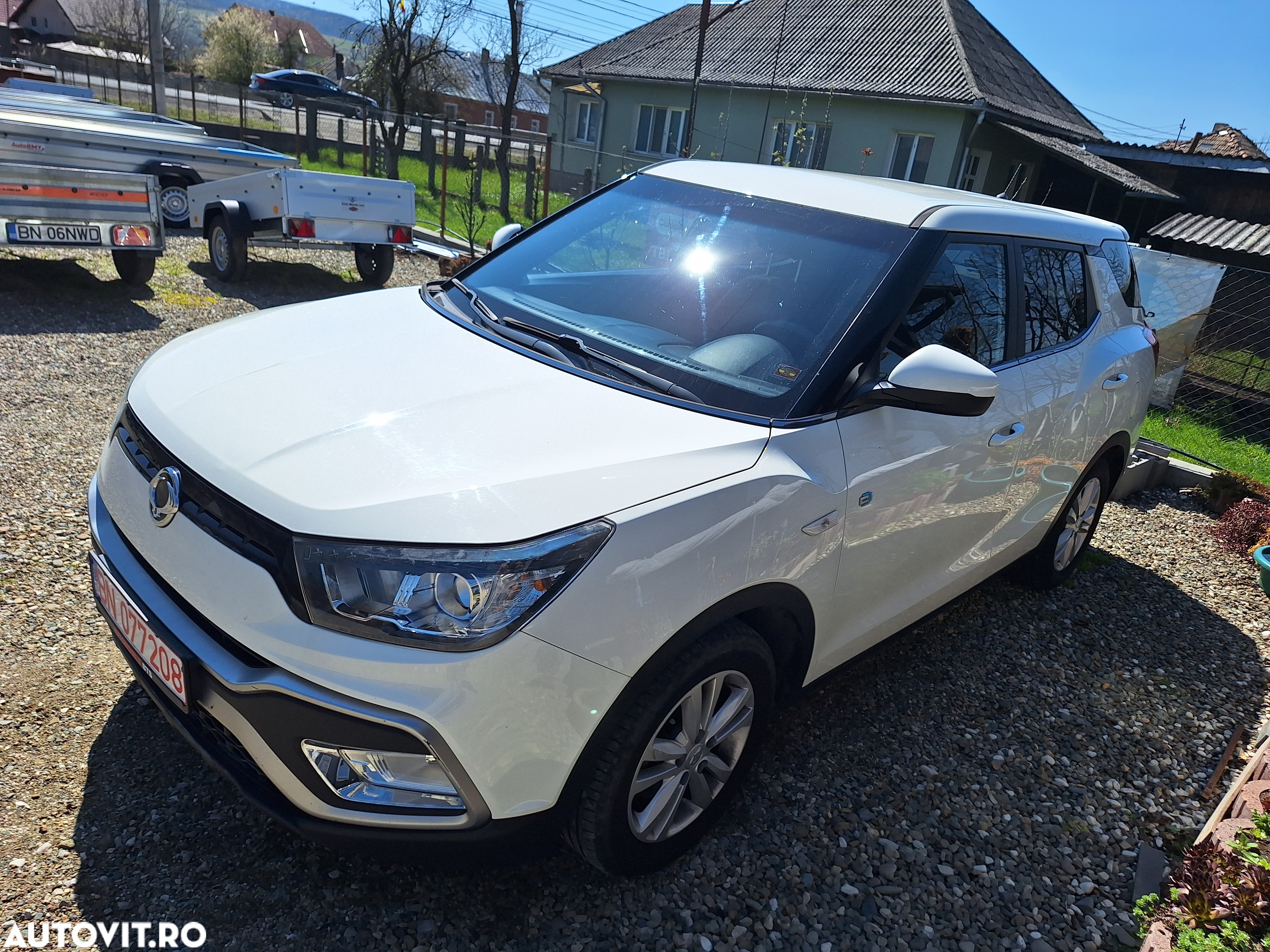 SsangYong XLV 1.6 e-XDI DLX - 3