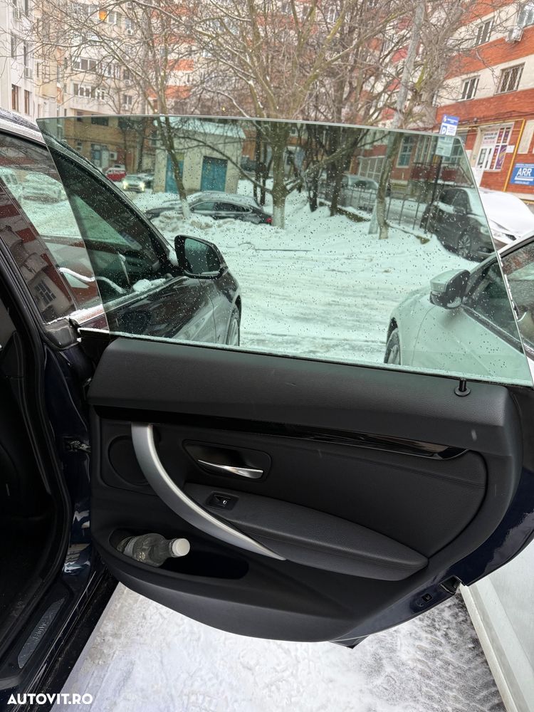 BMW Seria 3 320d Luxury Line - 15