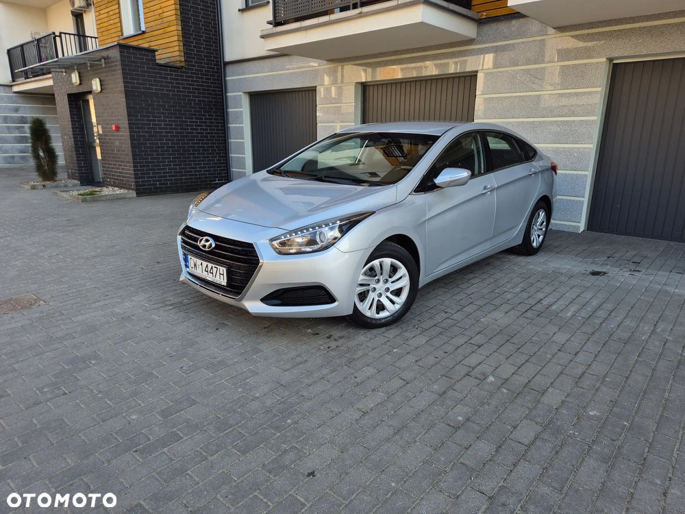 Hyundai i40 1.7 CRDi Comfort - 1