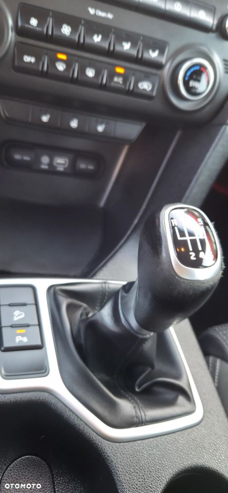 Kia Sportage 1.6 GDI 2WD Vision - 28