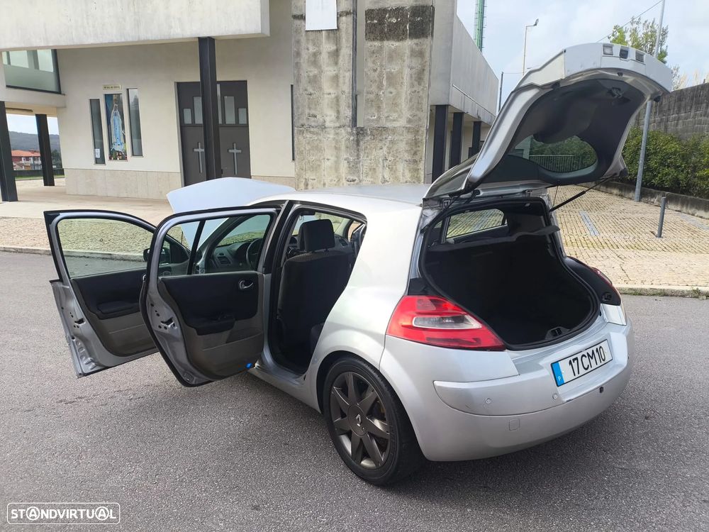 Renault Mégane 1.5 dCi Confort - 7