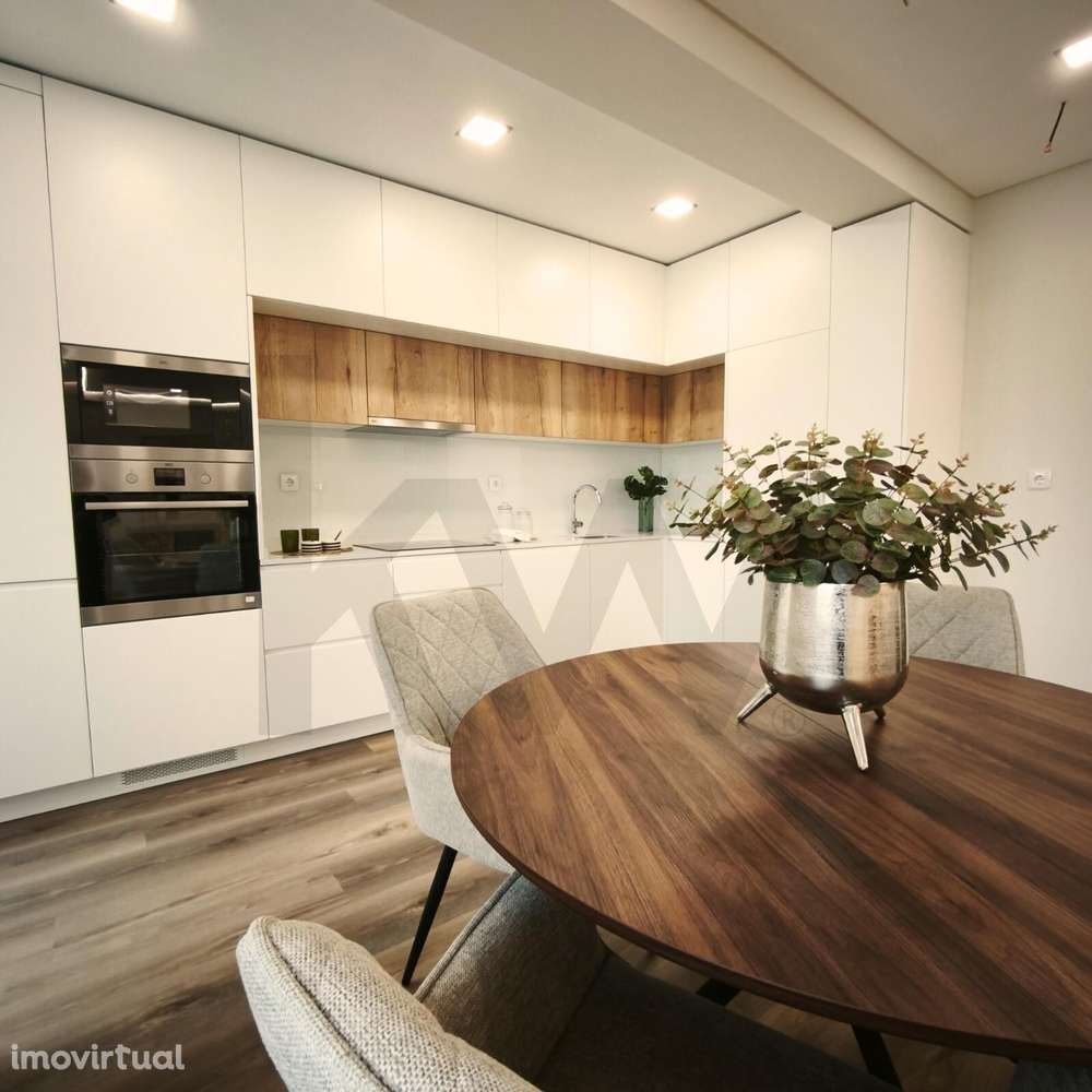 T3 no Bairro de Santa Cruz de Benfica completamente remodelado - Grande imagem: 3/28