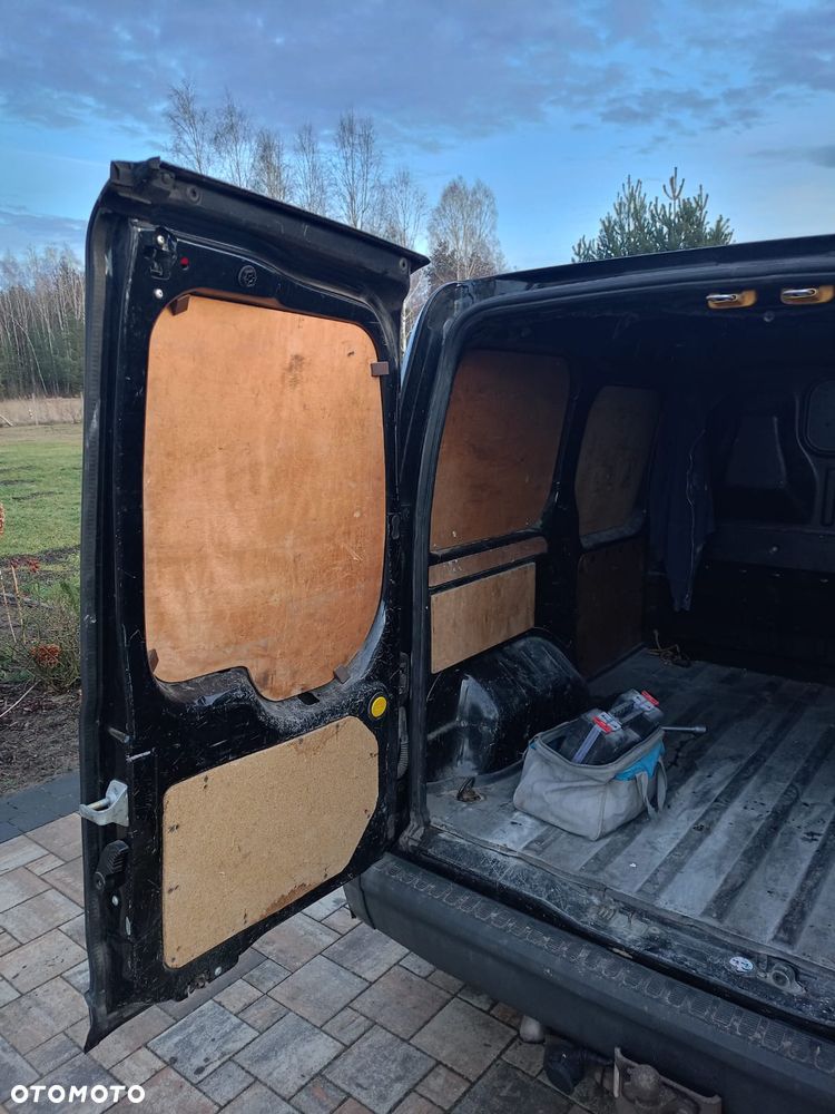Ford Transit Connect - 3