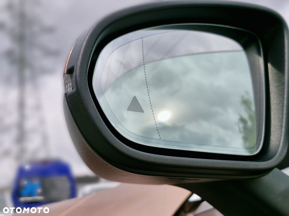 Mercedes-Benz CLA 200 Progressive 7G-DCT - 36