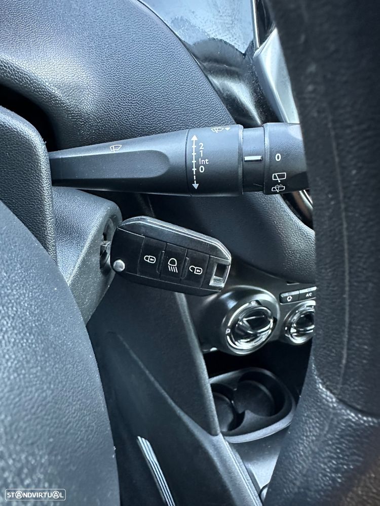 Peugeot 208 1.6 BlueHDi Active - 13