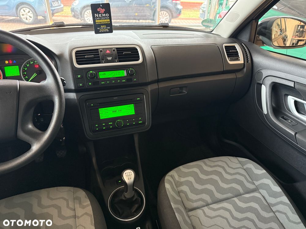 Skoda Fabia 1.6 16V Style - 18