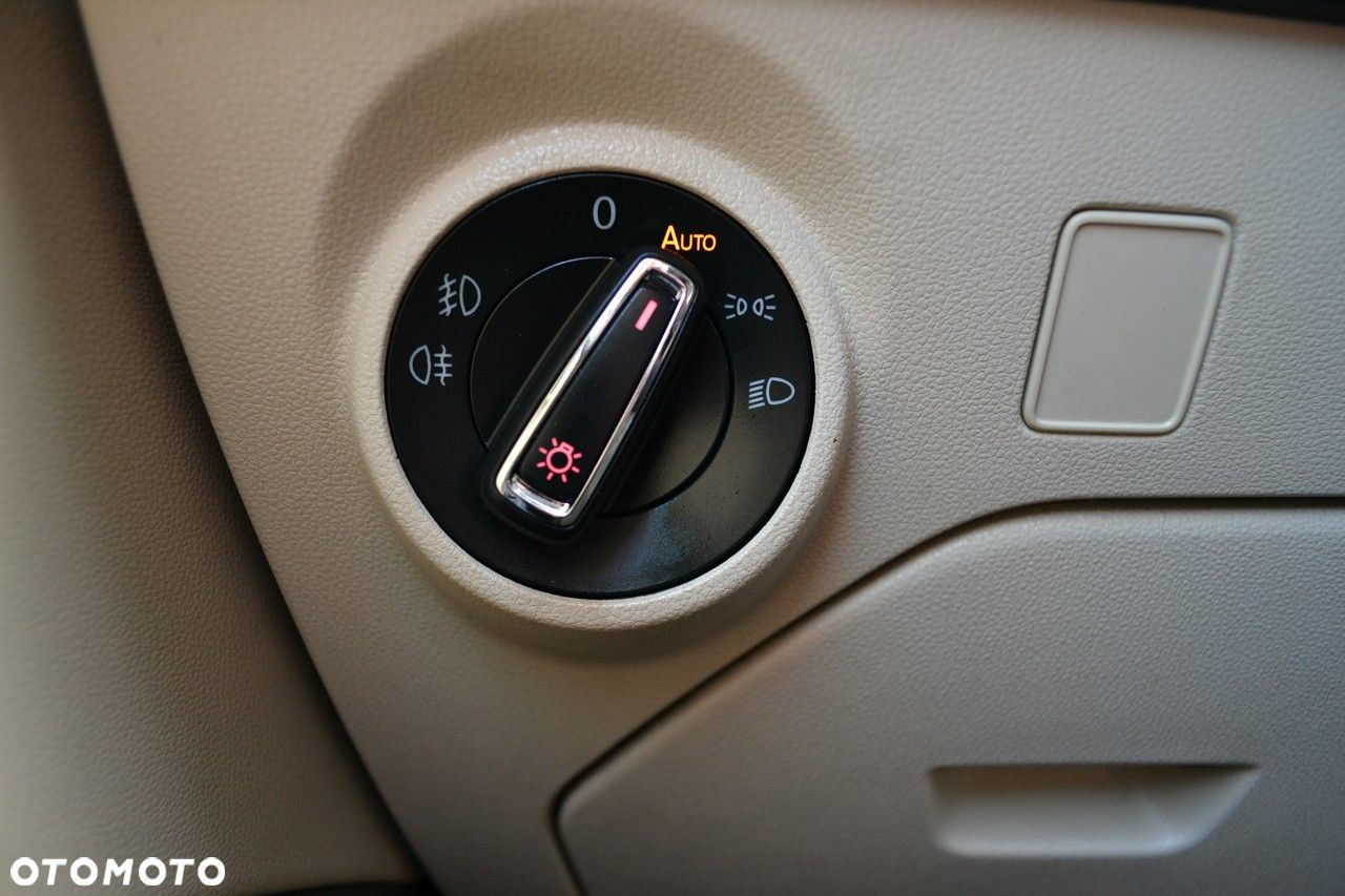 Seat Leon 1.6 TDI ECOMOTIVE Style - 23