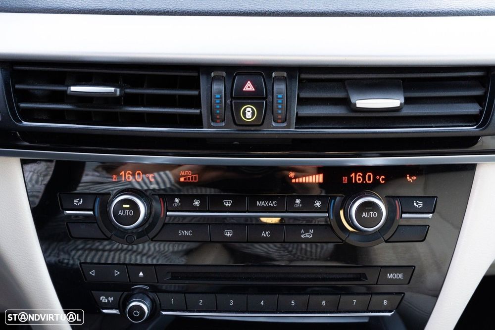 BMW X5 25 d sDrive Comfort 7L - 34