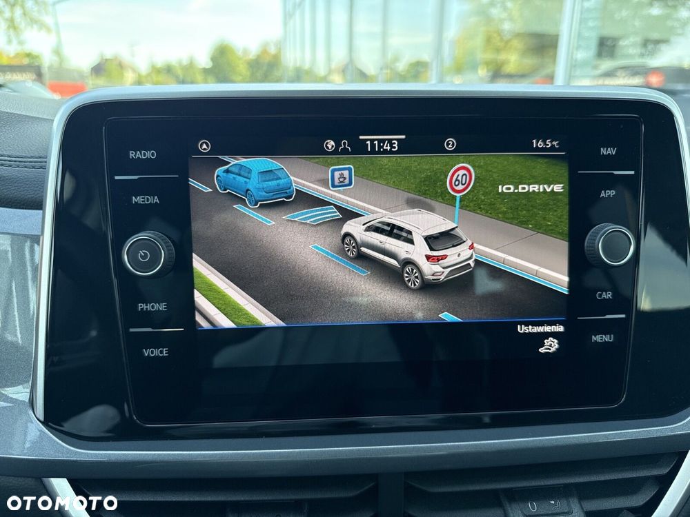 Volkswagen T-Roc - 29