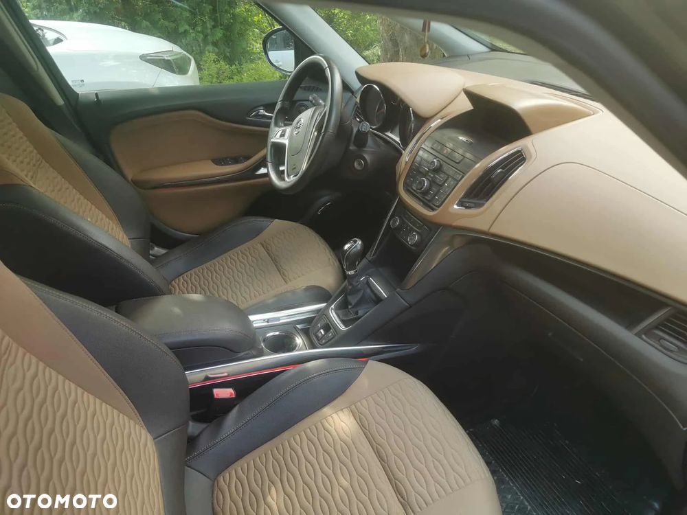 Opel Zafira 2.0 CDTI Cosmo - 3