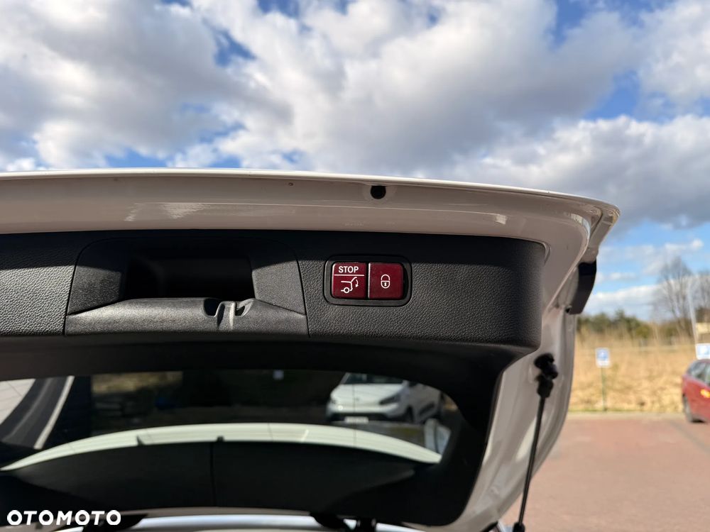 Mercedes-Benz GLC 300 4-Matic - 10