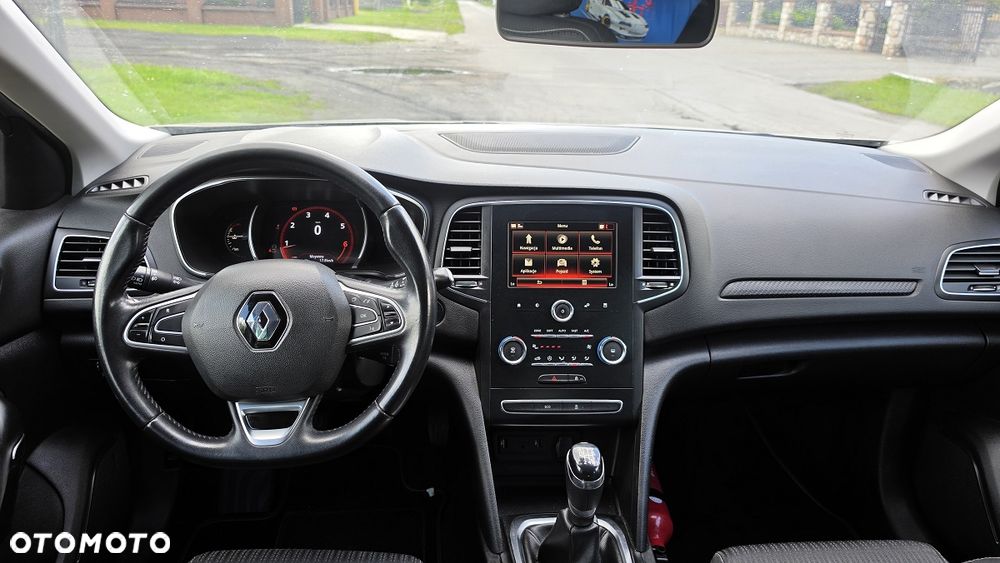 Renault Megane ENERGY TCe 130 LIMITED - 9