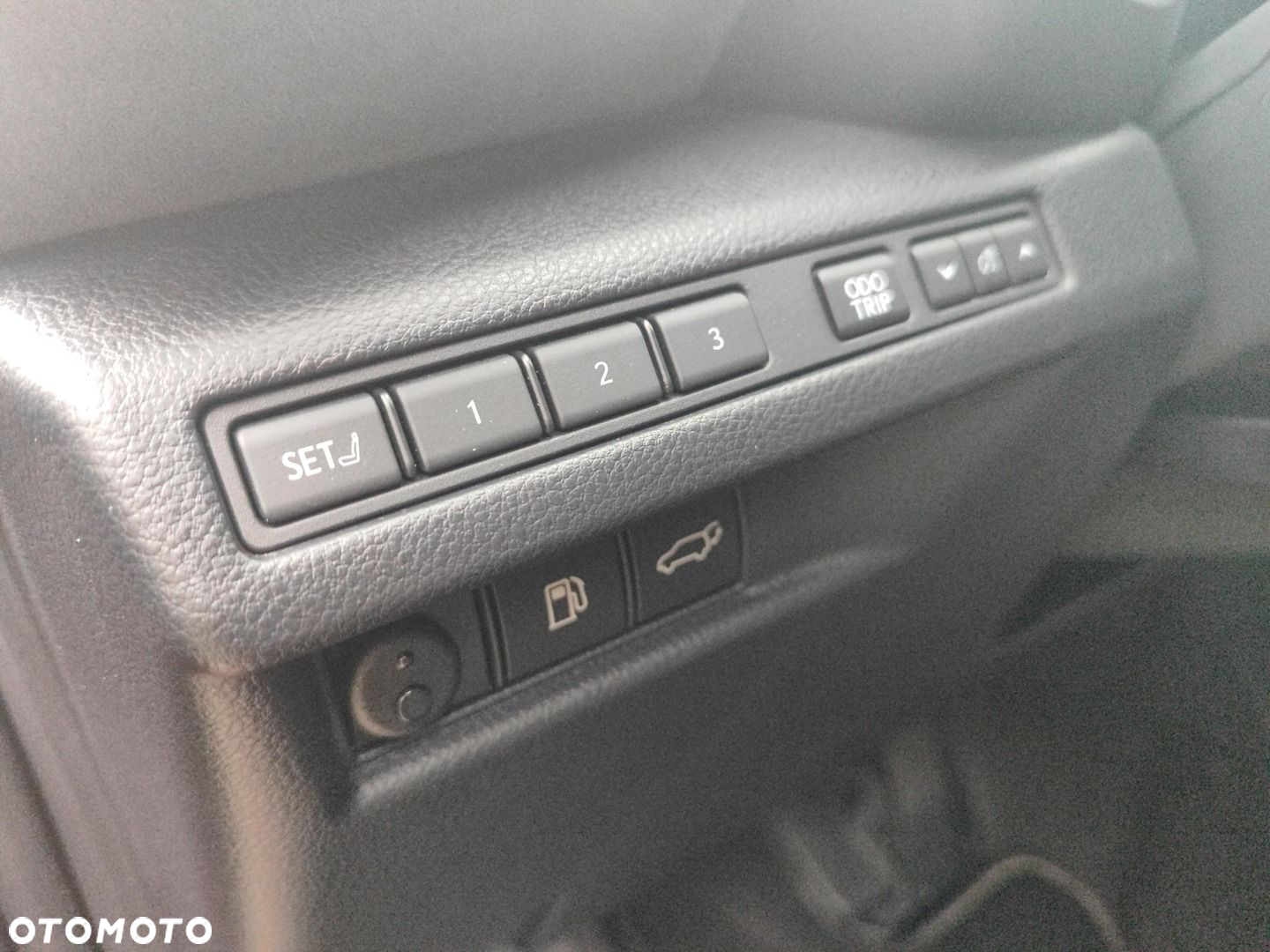 Lexus LBX 1.5 Hybrid Cool - 23