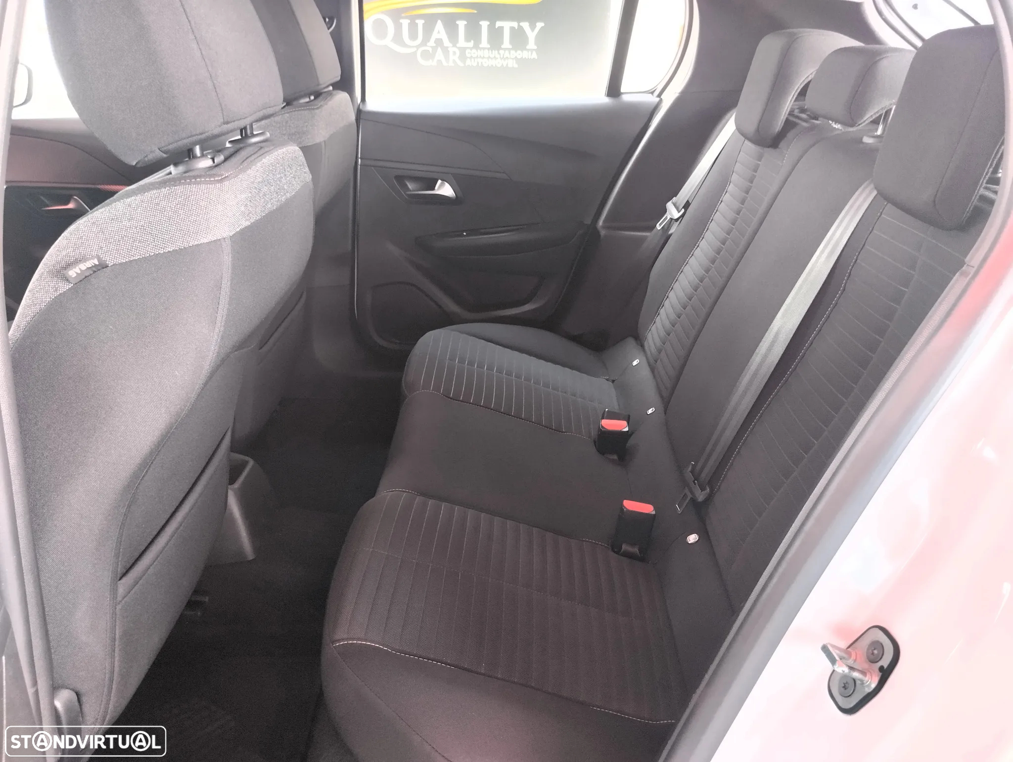 Peugeot 208 1.2 PureTech Active - 14