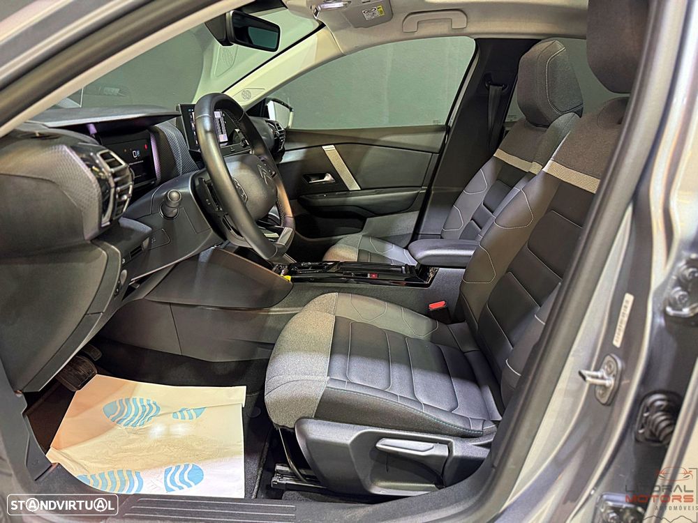 Citroën C4 X 1.2 PureTech Shine Pack EAT8 - 15