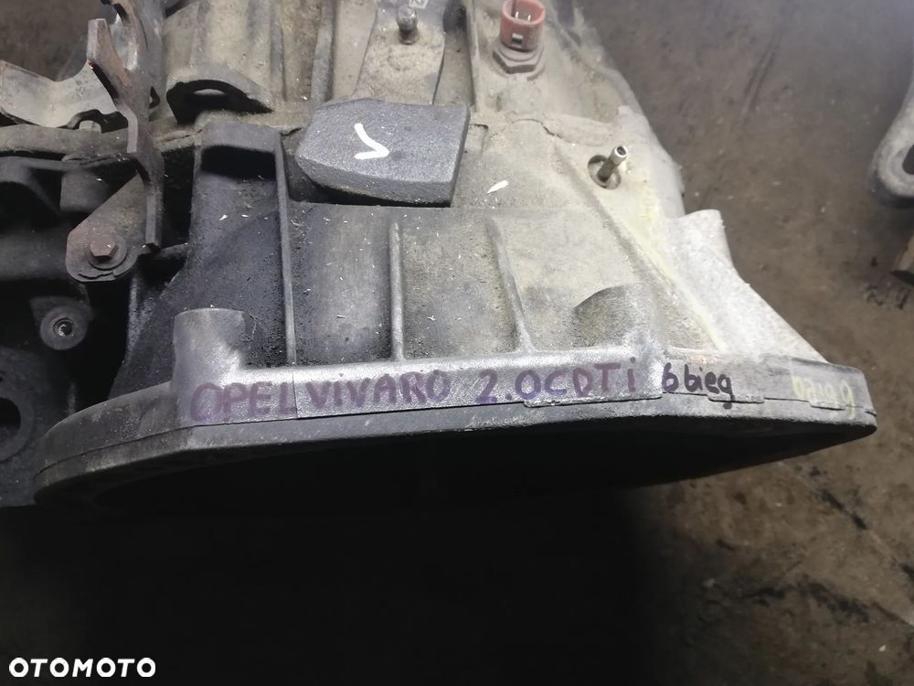 TRAFIC VIVARO 2.0 DCI SKRZYNIA BIEGÓW PF6010 8200546200 - 2