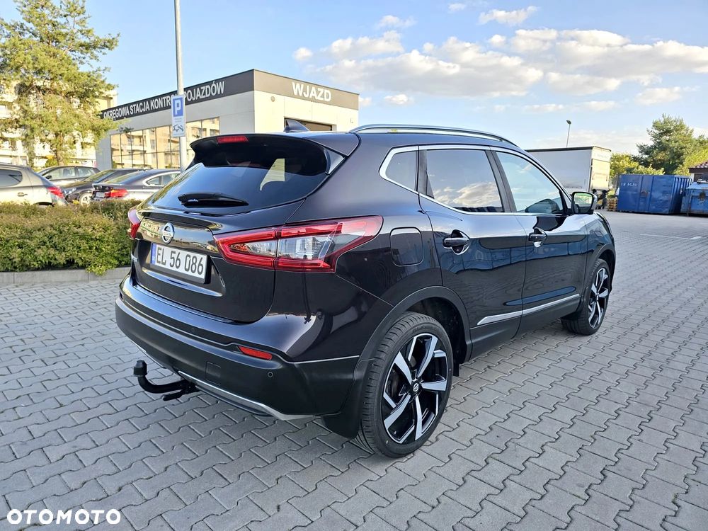 Nissan Qashqai 1.2 DIG-T Xtronic TEKNA+ - 10