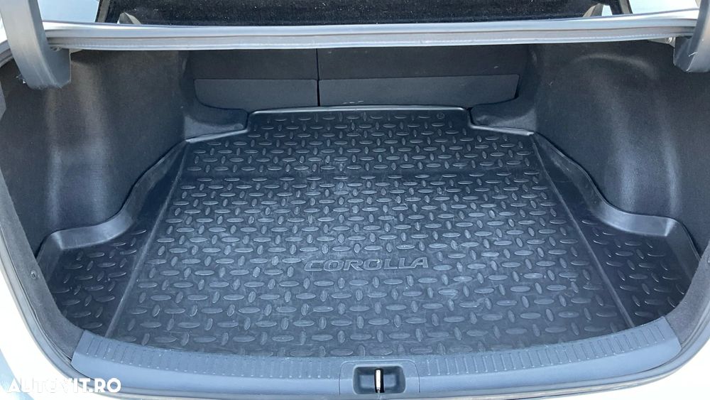 Toyota Corolla 1.8 HSD Dynamic - 25