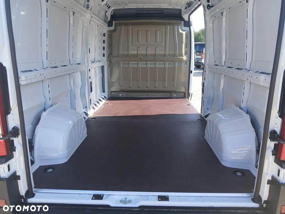 Toyota PROACE MAX Van z zabudową izotermiczną. - 20