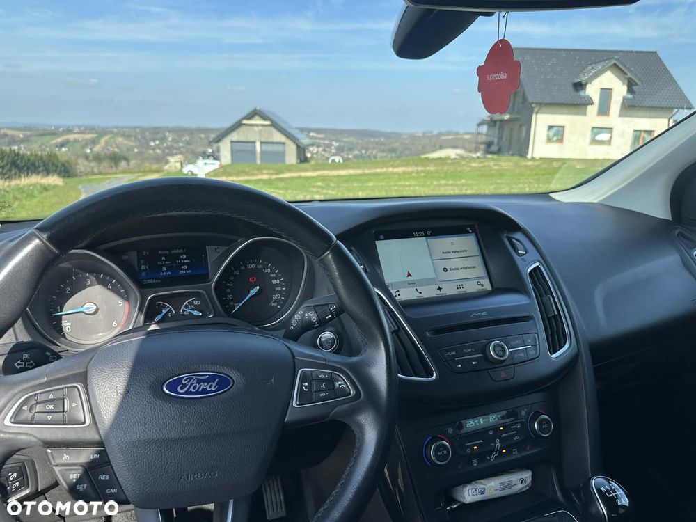 Ford Focus 2.0 EcoBlue Titanium - 5
