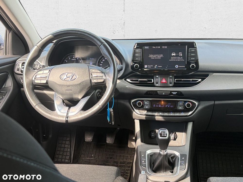 Hyundai i30 2022