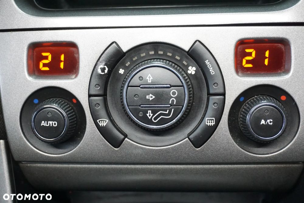 Peugeot 308 HDi FAP 110 Tendance - 36