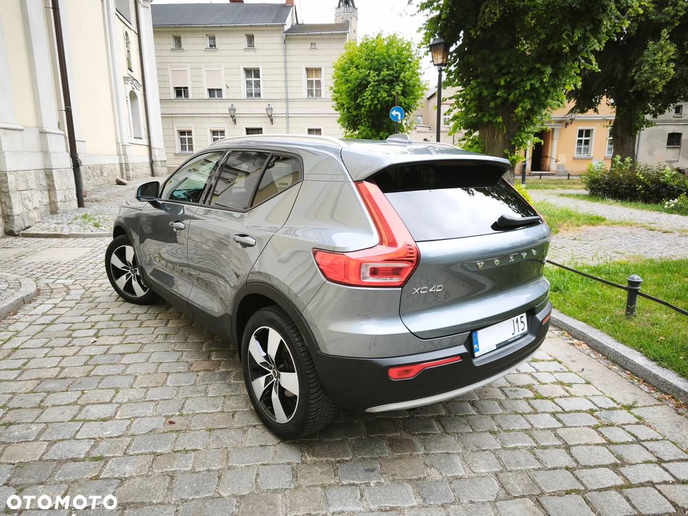 Volvo XC 40 D4 SCR AWD Inscription - 4