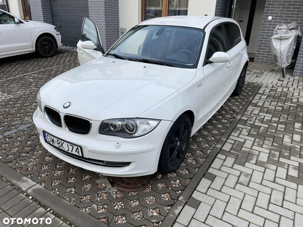 BMW Seria 1 - 1