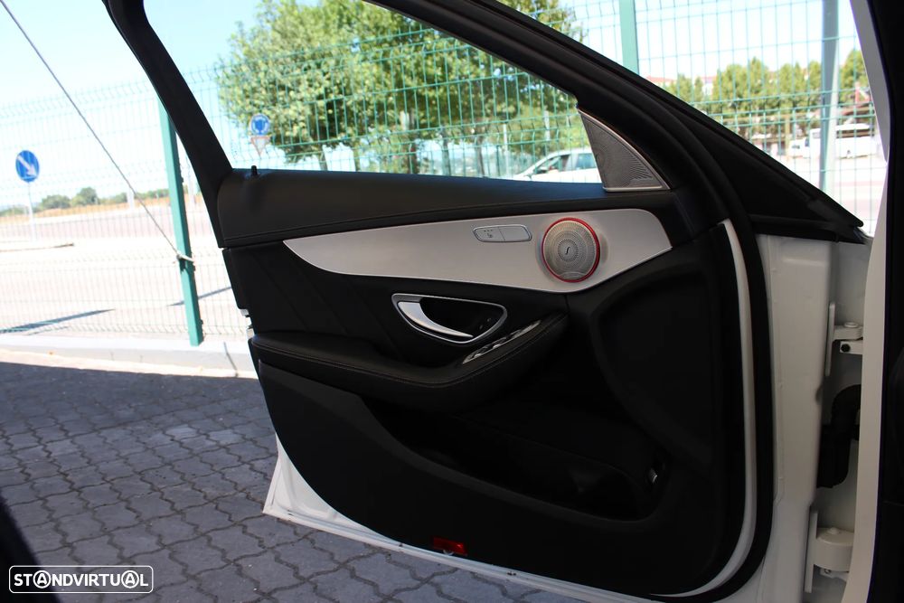 Mercedes-Benz C 200 d AMG Line - 28