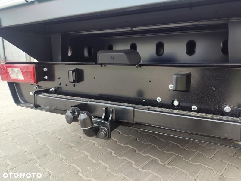 Volkswagen Transporter - 12