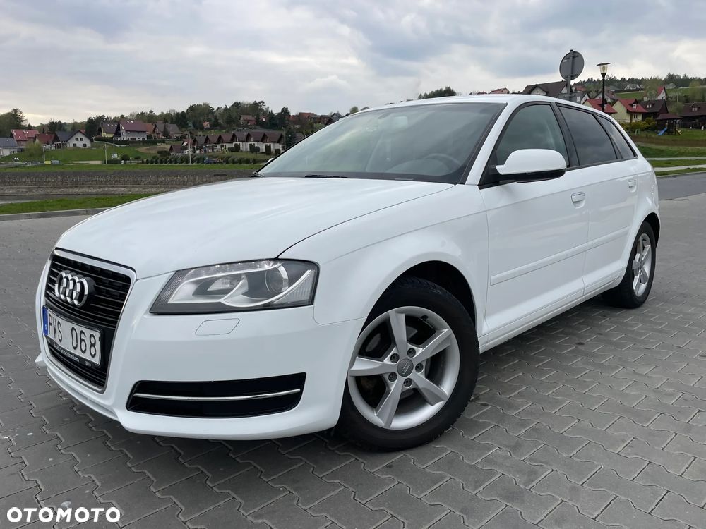 Audi A3 Sportback 1.6 TDI DPF Ambition - 2