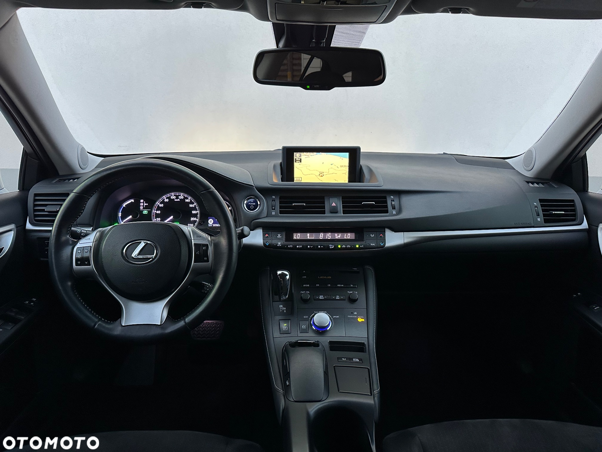 Lexus CT 200h - 17