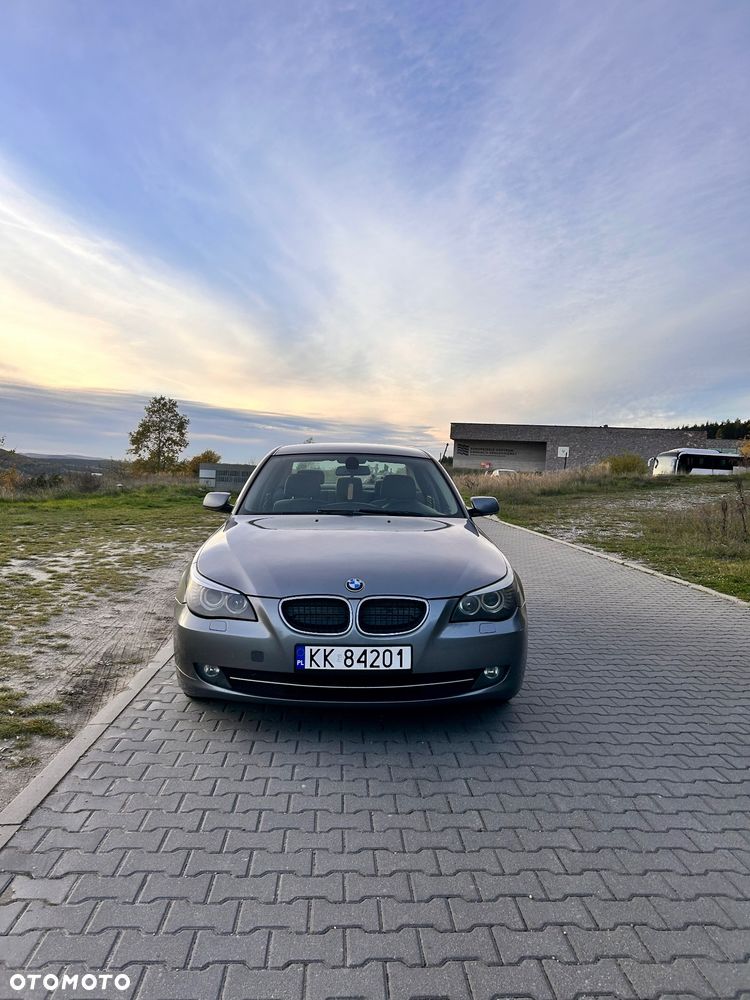 BMW E60 2008 photo 2
