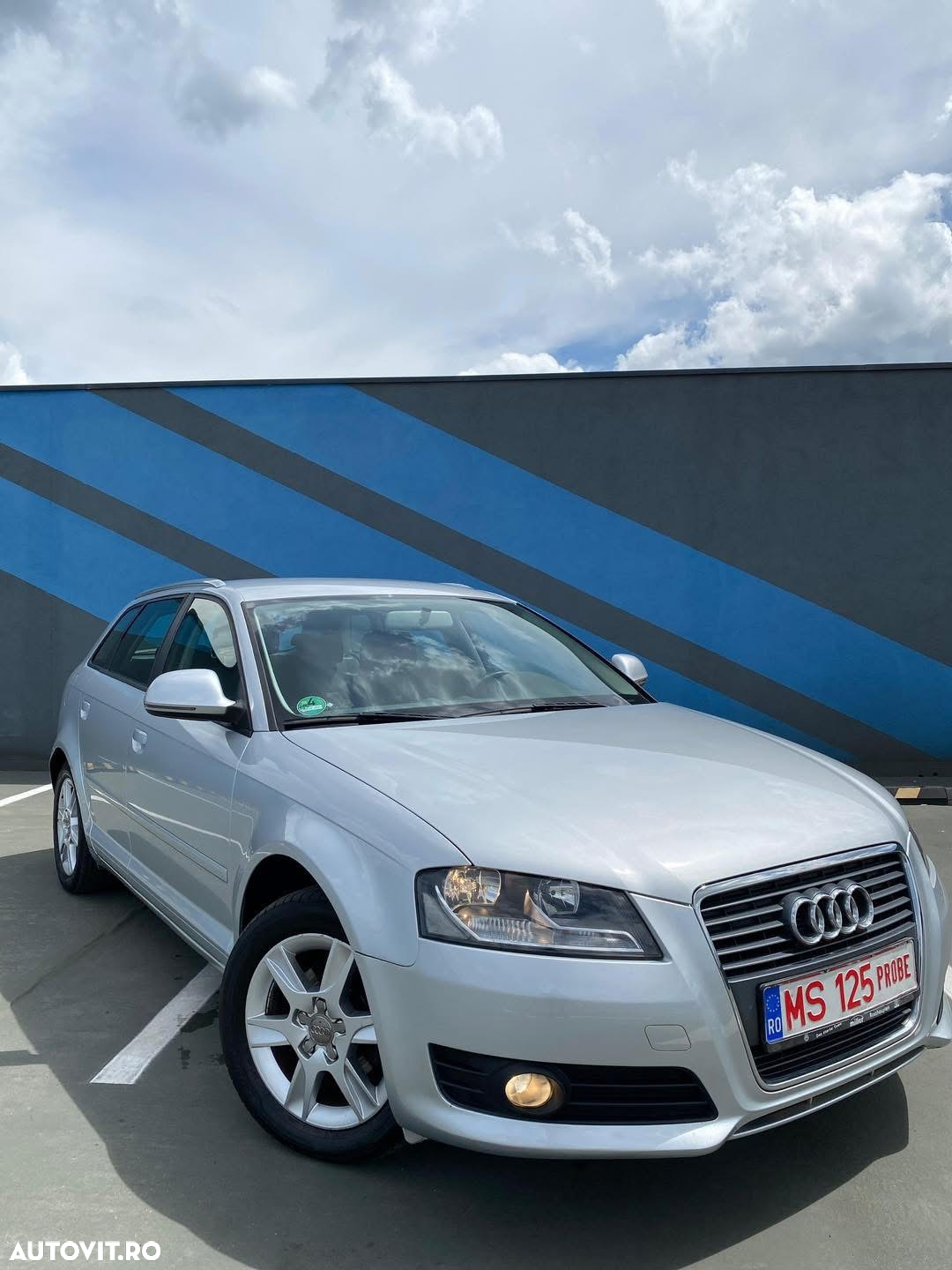 Audi A3 1.6 TDI Sportback Ambiente - 2
