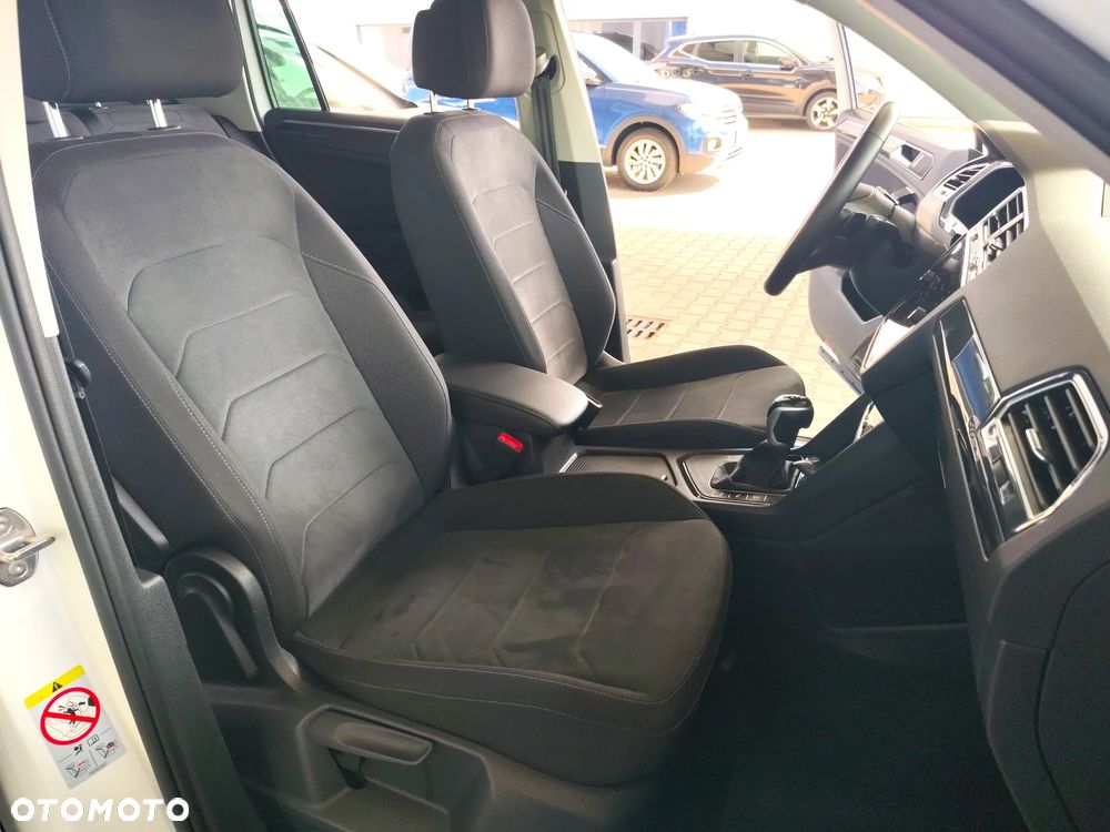 Volkswagen Tiguan 2.0 TDI Elegance DSG - 30