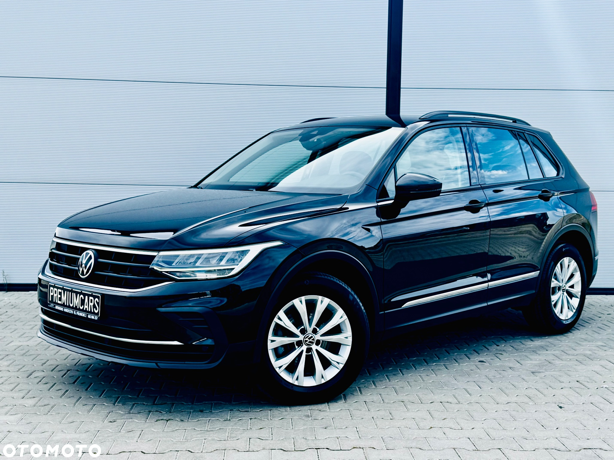 Volkswagen Tiguan - 15